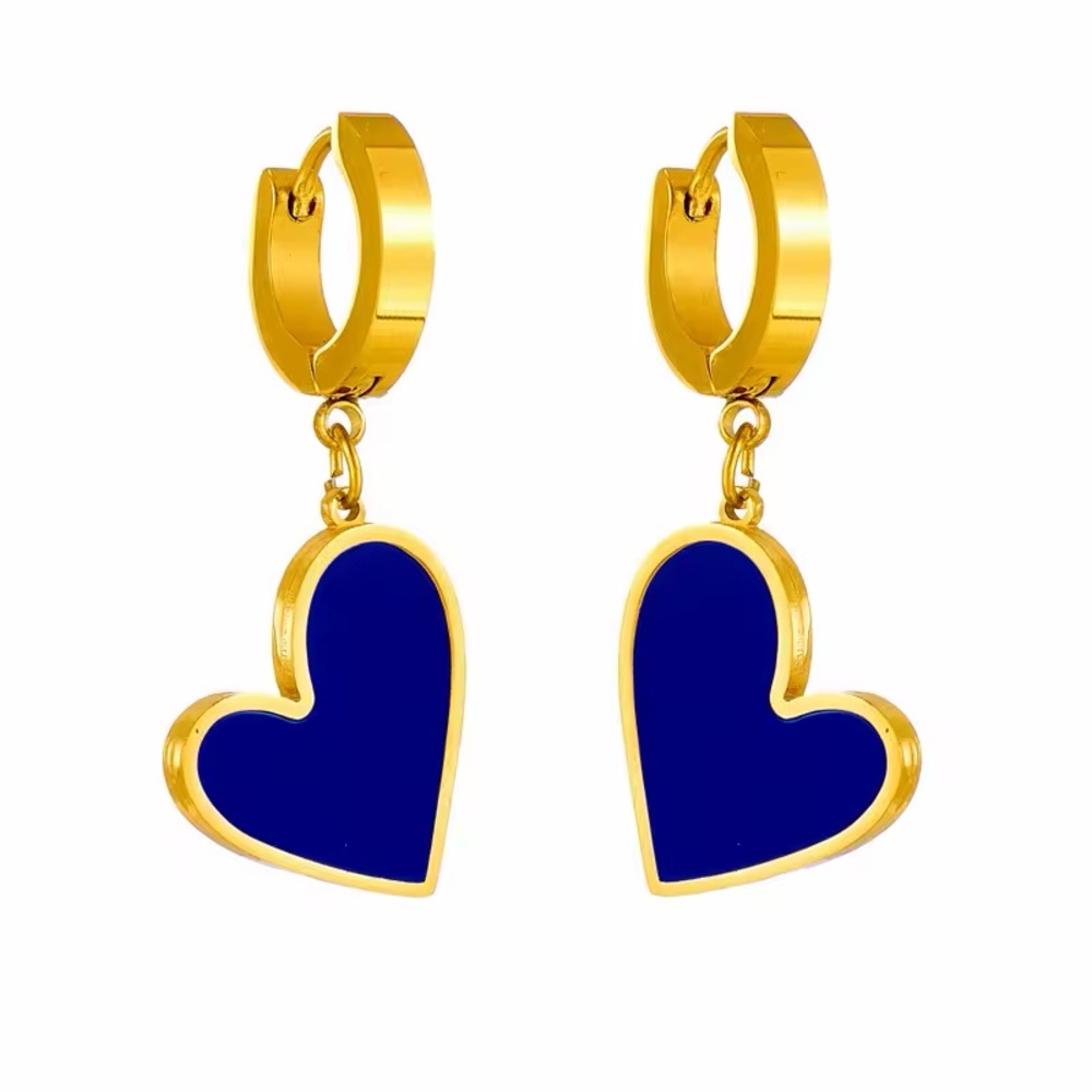 NWT 18K Gold Plated Over Stainless Steel Heart Shaped Dangle Earrings